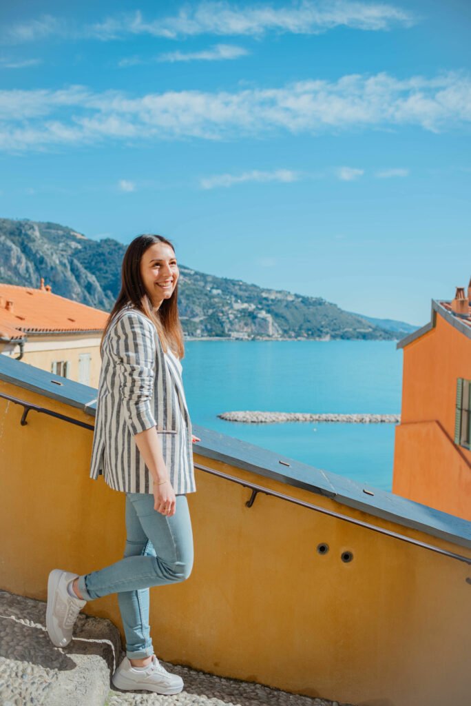 julie tessarolo community manager créatrice ugc menton