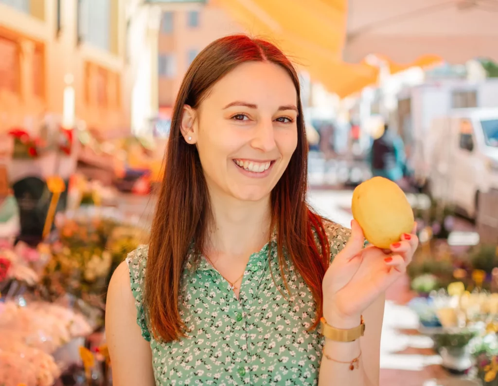 un zeste de com julie tessarolo Community manager Menton